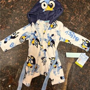 NWT Bluey Kids' Hooded Bathrobe
